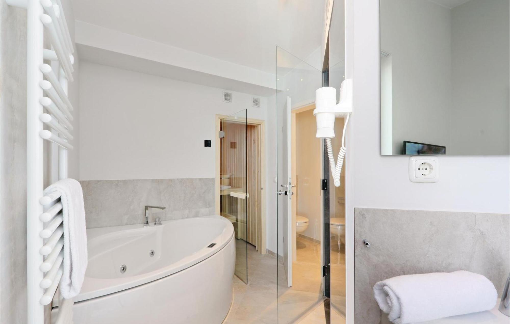 Duenenvilla Penthouse Deluxe Lübeck Exteriör bild